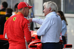 Sebastian Vettel, Ferrari e Charlie Whiting, Delegato FIA