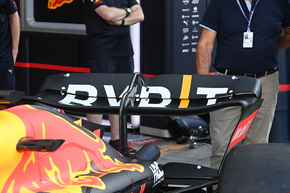 Detalle de la parte trasera del Red Bull Racing RB18