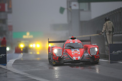 #25 CEFC Manor TRS Team China ORECA 07-Gibson: Roberto Gonzalez, Simon Trummer, Vitaly Petrov
