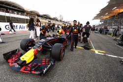 Naomi Cambell, Max Verstappen, Red Bull Racing RB13