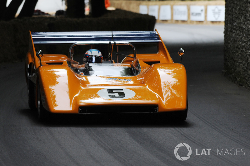 McLaren M8F