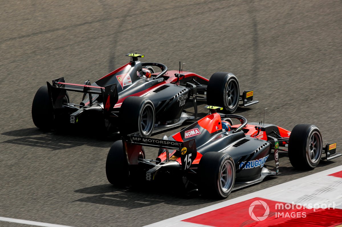Callum Ilott, Haas VF-20 et Felipe Drugovich, MP Motorsport