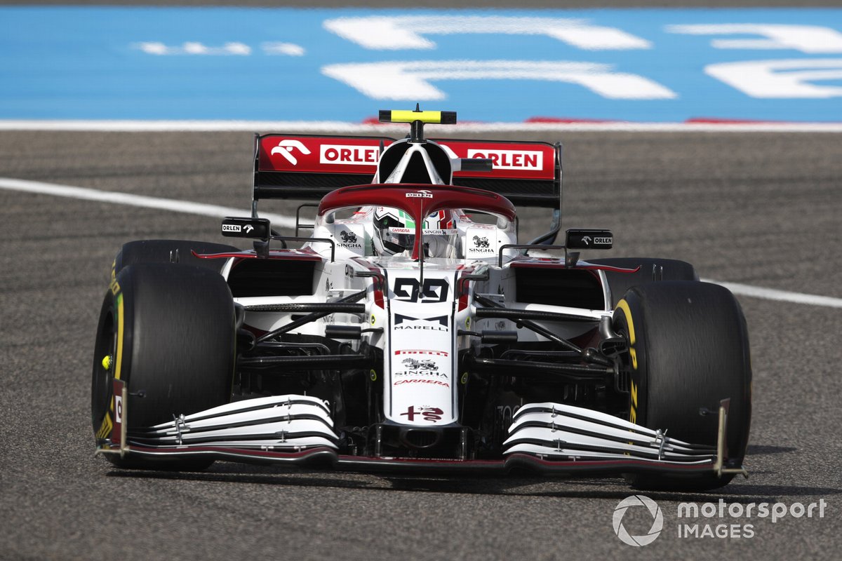 P12 Antonio Giovinazzi, Alfa Romeo Racing C41