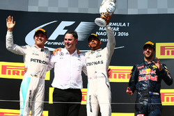 Podium: Sieger Lewis Hamilton, Mercedes AMG F1 Team; 2. Nico Rosberg, Mercedes AMG F1 Team; 3. Danie
