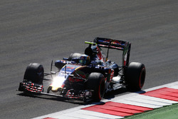 Carlos Sainz Jr., Scuderia Toro Rosso STR11