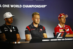 Lewis Hamilton, Mercedes AMG F1, Romain Grosjean, Haas F1 Team ve Sebastian Vettel, Ferrari