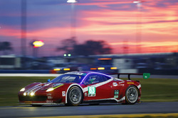 #63 Scuderia Corsa Ferrari 458 Italia: Christina Nielsen, Alessandro Balzan, Robert Renauer, Jeff Segal