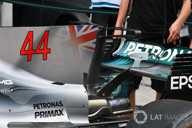 Mercedes-Benz F1 W08 rear wing and aero detail