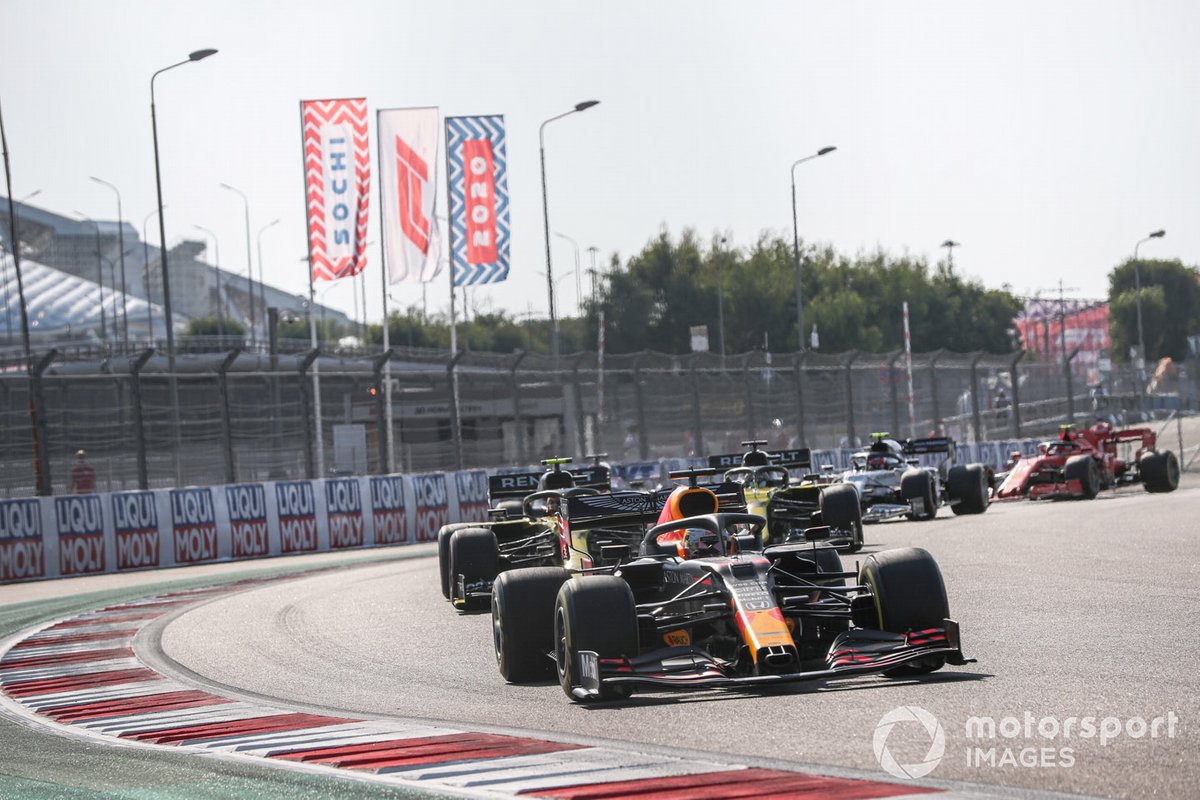 Max Verstappen, Red Bull Racing RB16, Esteban Ocon, Renault F1 Team R.S.20, and Daniel Ricciardo, Renault F1 Team R.S.20