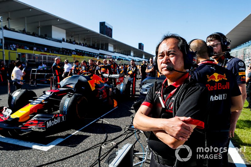 Toyoharu Tanabe, F1 Technical Director, Honda on the grid