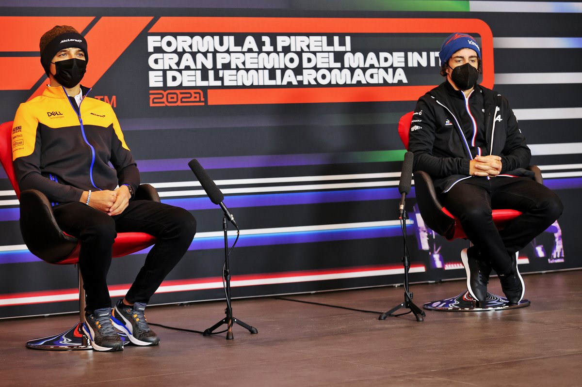 Lando Norris, McLaren ve Fernando Alonso, basın konferansında