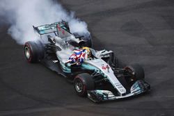 2017 World Champion Lewis Hamilton, Mercedes AMG F1