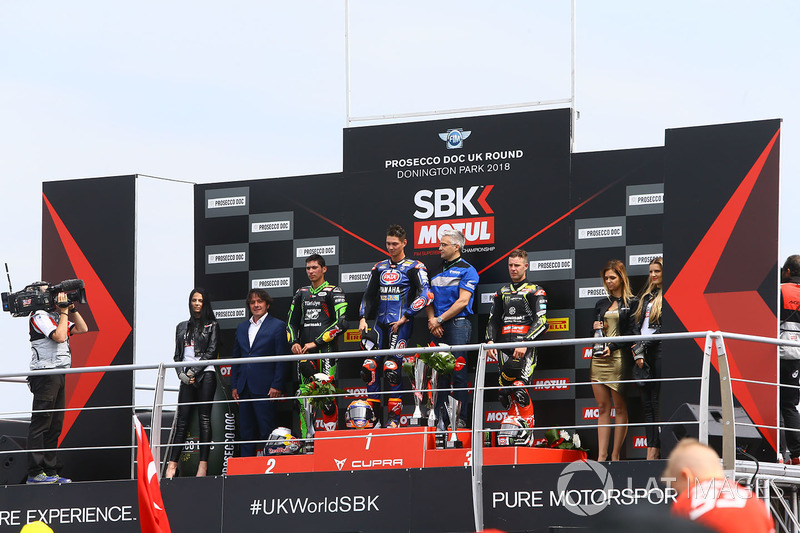 Podium: race winner Michael van der Mark, Pata Yamaha, second place Toprak Razgatlioglu, Kawasaki Puccetti Racing, third place Jonathan Rea, Kawasaki Racing