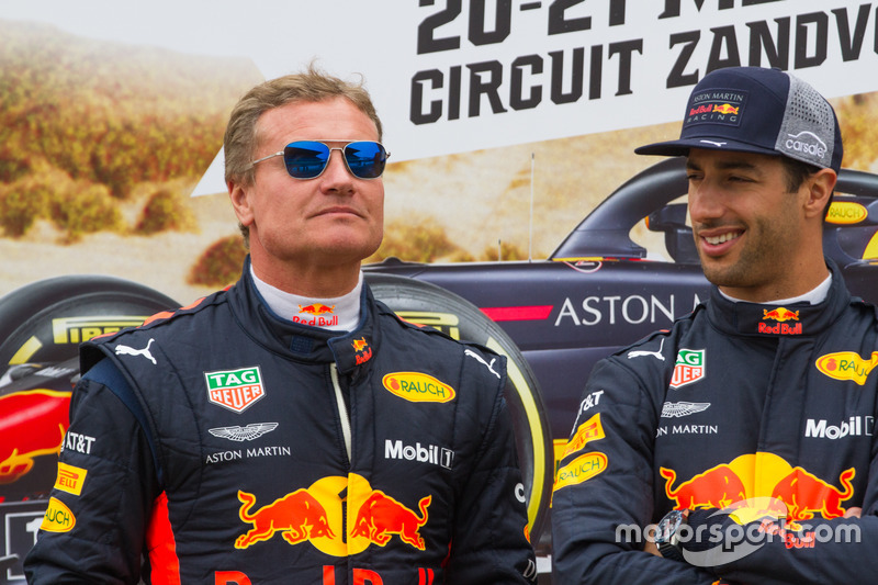 A Red Bull zandvoorti F1-es parádéja