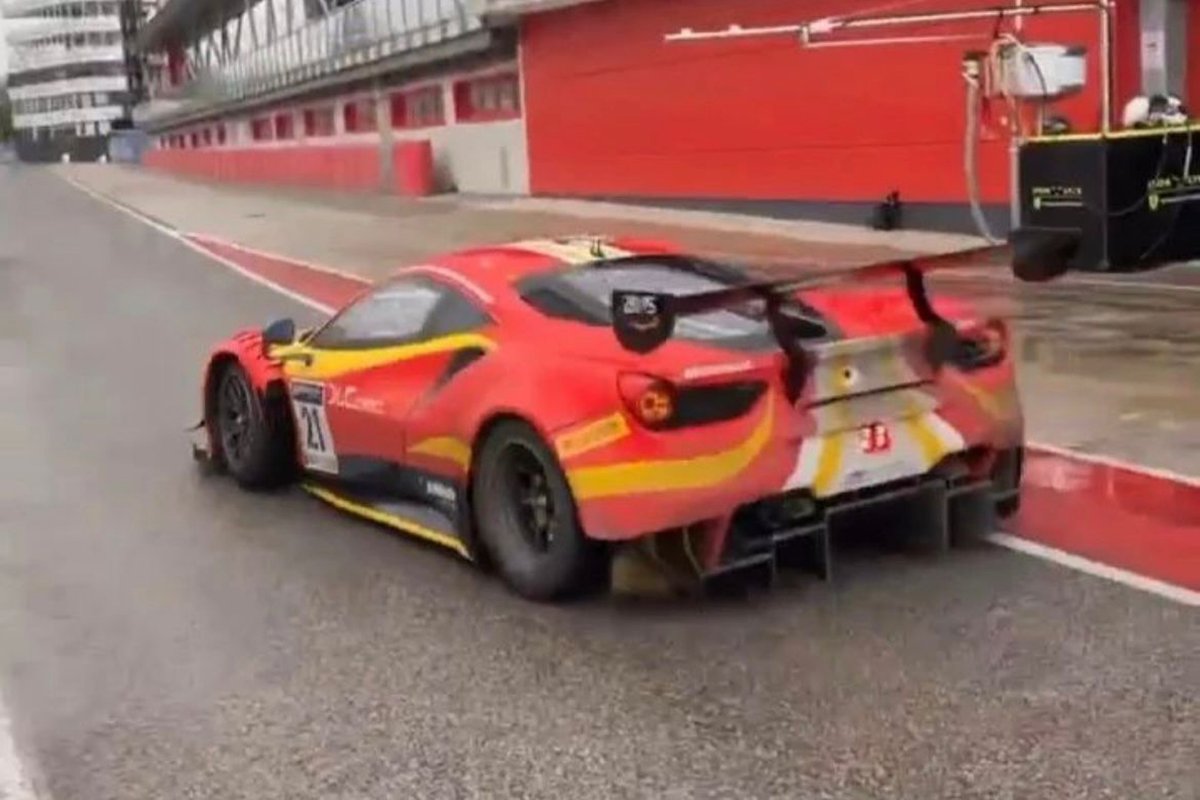 #21 AF Corse, Ferrari 488 GT3: Hugo Delacour, Cédric Sbirrazzuoli, Alessandro Balzan