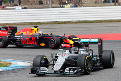 Ніко Росберг, Mercedes AMG F1 W07 Hybrid