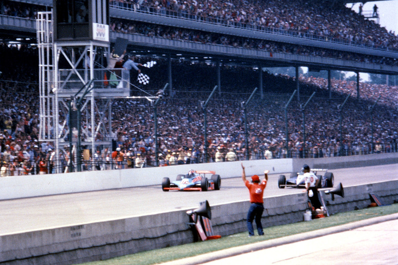 1982: Gordon Johncock tegen Rick Mears