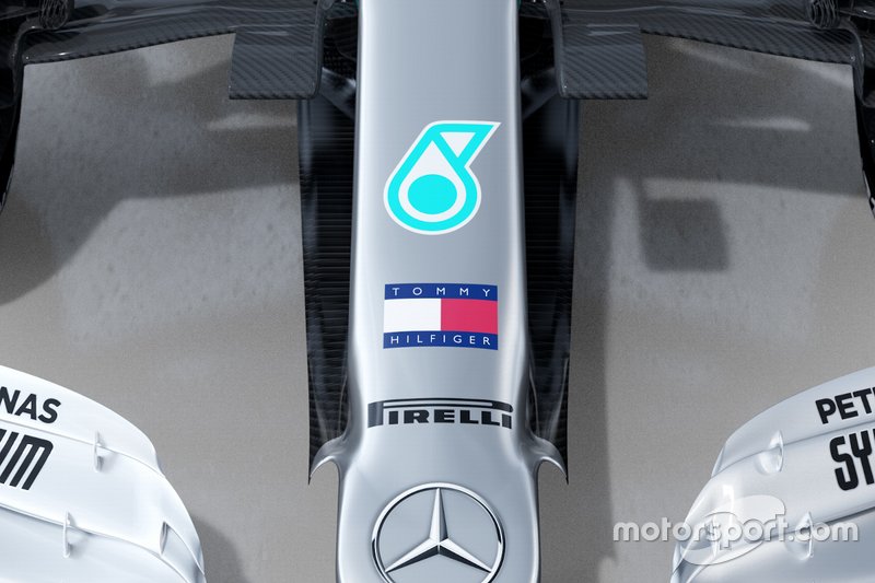 Mercedes AMG F1 W11, dettaglio tecnico del cape che sporge dal muso più stretto