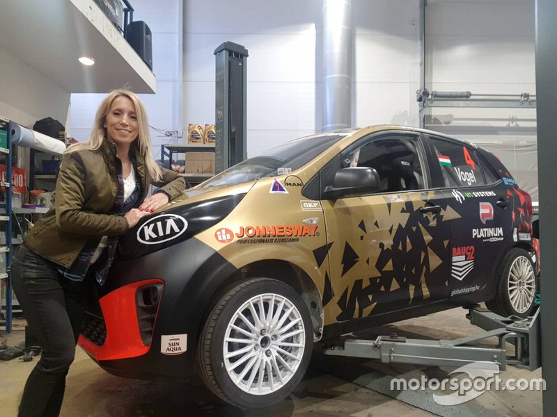 Vogel Adrienn, Roger Racing Team