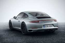 Porsche 911 Carrera 4 GTS