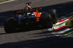 Fernando Alonso, McLaren MCL32