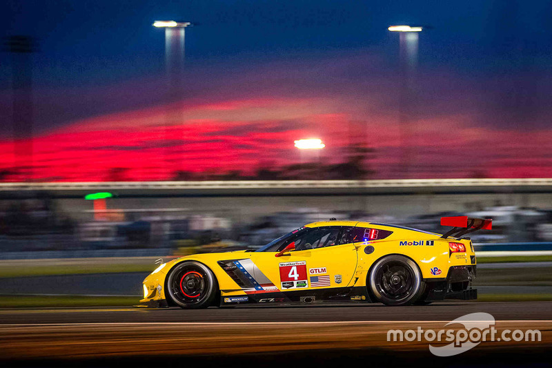 1. Die siegreiche Chevrolet Corvette C7 von Oliver Gavin, Tommy Milner und Marcel Fässler