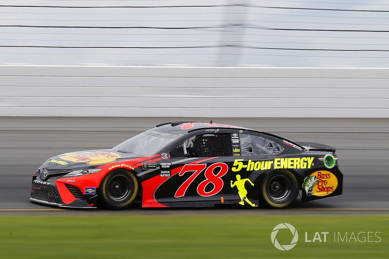 Martin Truex Jr., Furniture Row Racing, Toyota Camry Bass Pro Shops/5-hour ENERGY