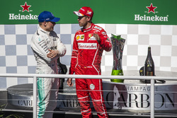 Podyum: Yarış galibi Sebastian Vettel, Ferrari, 2. Valtteri Bottas, Mercedes AMG F1