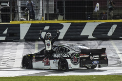 Ganador, Kevin Harvick, Stewart-Haas Racing, Ford