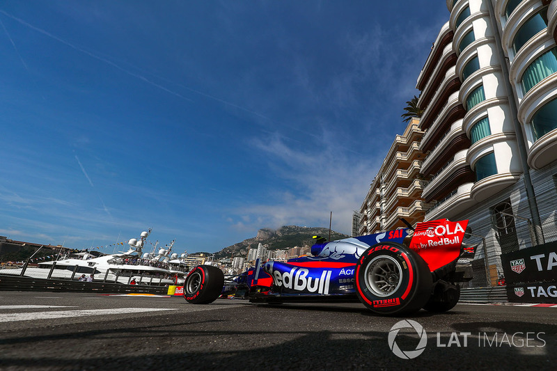 Carlos Sainz Jr., Scuderia Toro Rosso STR12