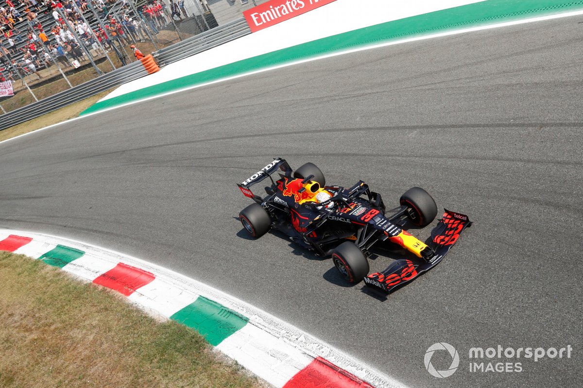Max Verstappen, Red Bull Racing RB16B