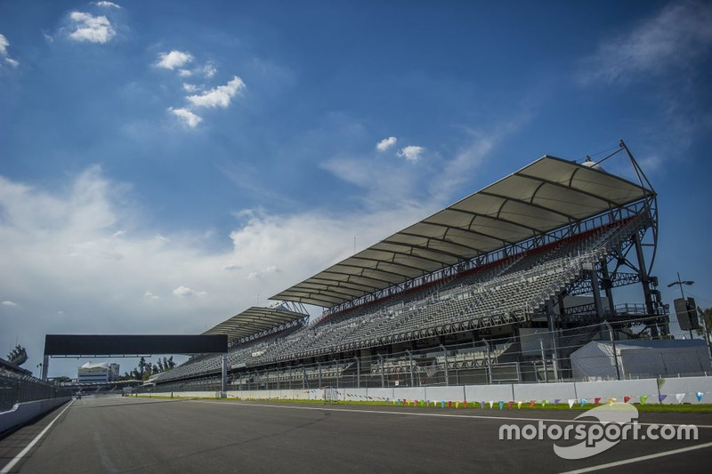 Preparaciones del autódromo Hermanos Rodríguez
