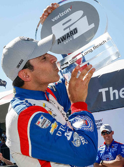 Володар поулу Еліо Кастроневес, Team Penske Chevrolet