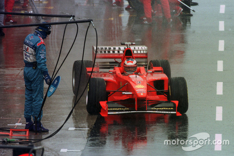 1998. Подіум: 1. Міхаель Шумахер, Ferrari. 2. Міка Хаккінен, McLaren-Mercedes. 3. Едді Ірвайн, Ferrari