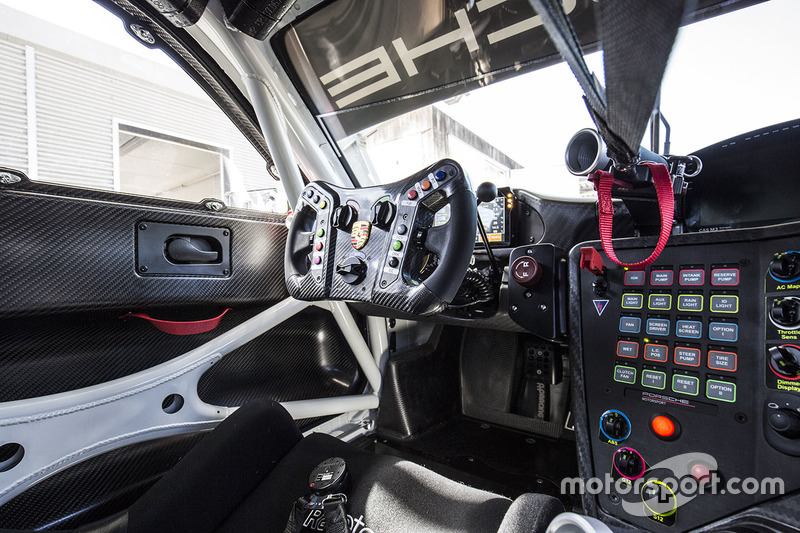 Cokcpit des Porsche 911 GT3 R