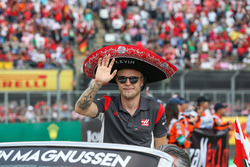 Kevin Magnussen, Haas F1 on the drivers parade