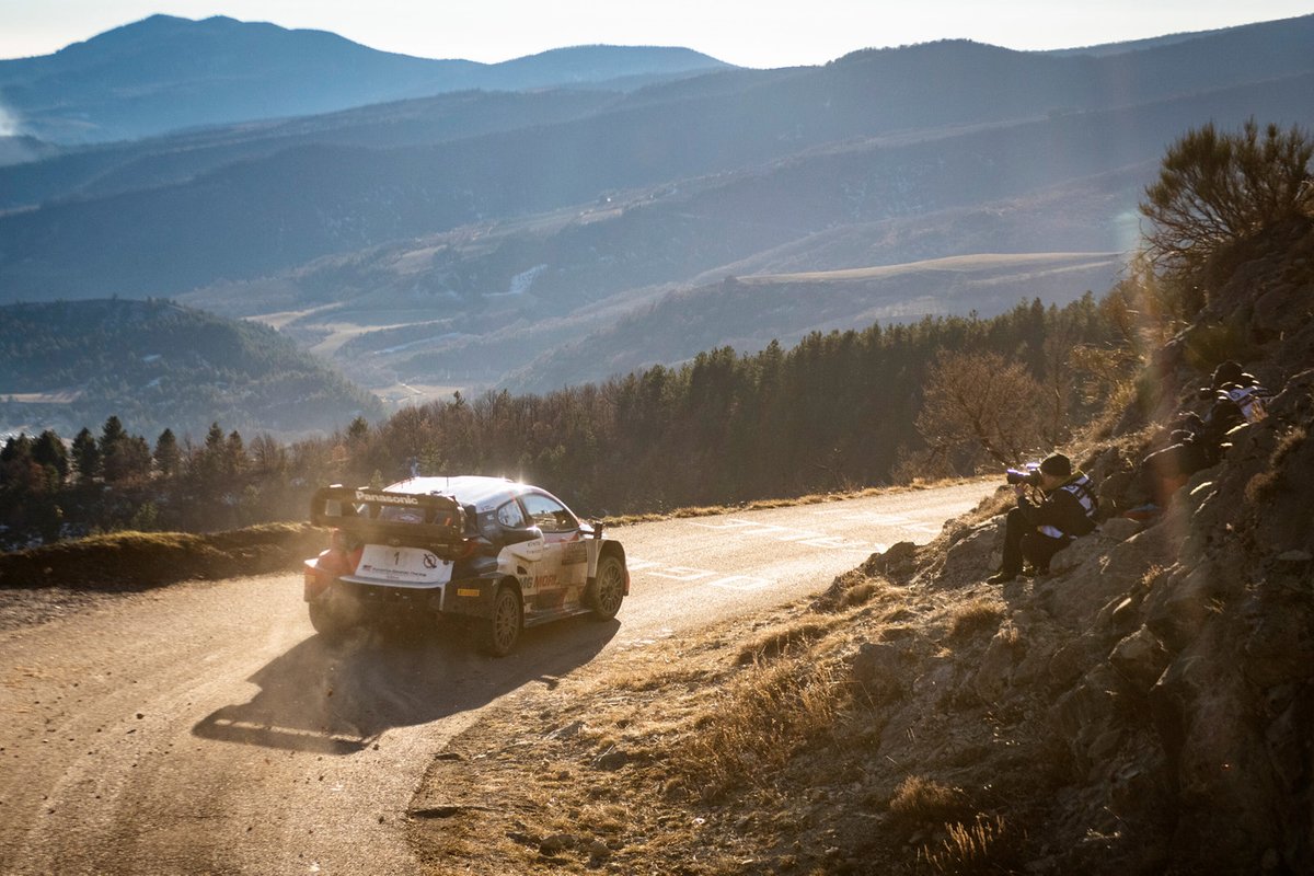 Ogier presionó a Loeb hasta el final en el Rally de Montecarlo de enero.