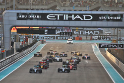 Lewis Hamilton, Mercedes AMG F1 W07 Hybrid leads at the start of the race