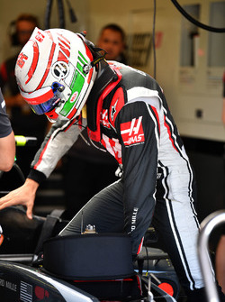 Antonio Giovinazzi, Haas VF-17