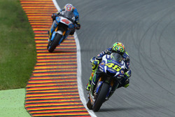 Valentino Rossi, Yamaha Factory Racing; Jack Miller, Marc VDS Racing, Honda