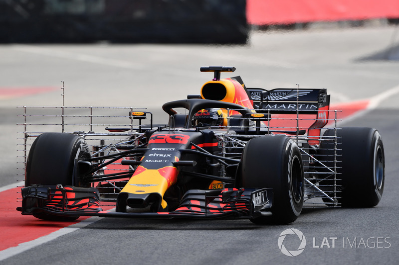 Max Verstappen, Red Bull Racing RB14 with aero sensors