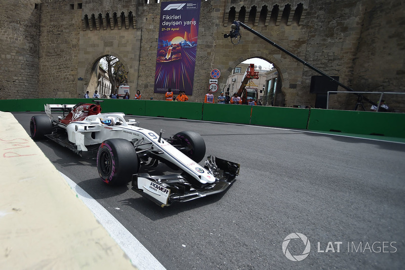 <img src="https://cdn-1.motorsport.com/static/custom/car-thumbs/F1_2018/TESTS/sauber.png" alt="" width="250" /> Sauber