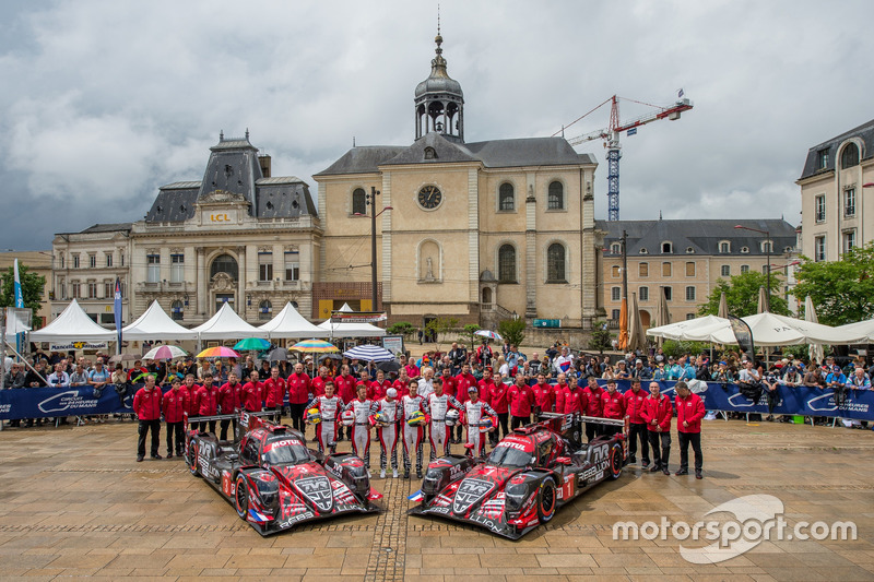 #1 Rebellion Racing Rebellion R-13: Andre Lotterer, Neel Jani, Bruno Senna, #3 Rebellion Racing Rebellion R-13: Mathias Beche, Gustavo Menezes, Thomas Laurent