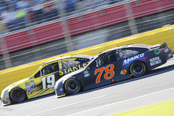 Martin Truex Jr., Furniture Row Racing, Toyota; Carl Edwards, Joe Gibbs Racing, Toyota