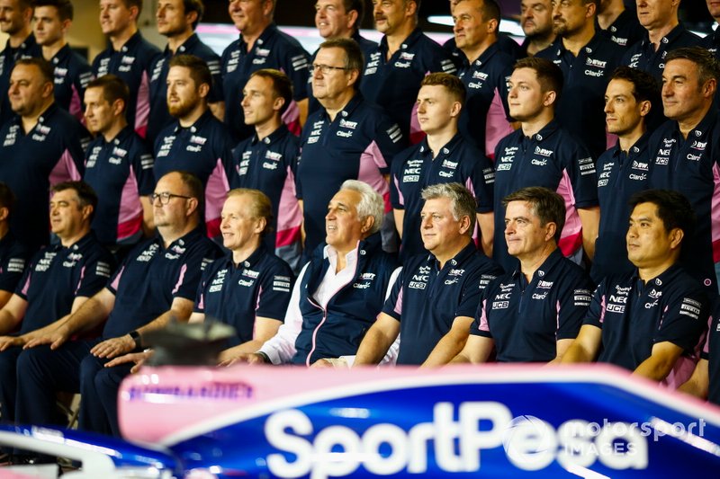 La foto de grupo de Racing Point 2019