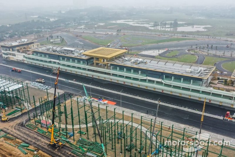 Hanoi circuit construction