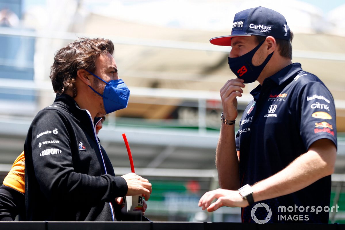 Fernando Alonso, Alpine F1, and Max Verstappen, Red Bull Racing