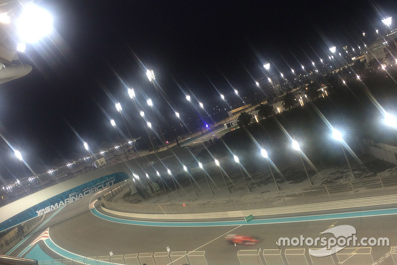 Yas Island Circuit - Marina Stand