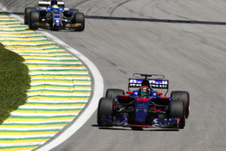 Brendon Hartley, Scuderia Toro Rosso STR12, Marcus Ericsson, Sauber C36