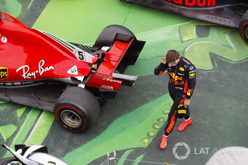 Max Verstappen, Red Bull Racing, nel parco chiuso dopo aver chiuso al terzo posto